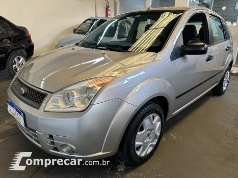 FORD FIESTA 1.0 MPI Hatch 8V 4 portas