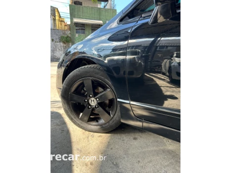 CIVIC 1.8 LXS 16V FLEX 4P AUTOMÁTICO