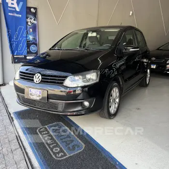 Volkswagen Fox 1.0 Mi Total Flex 8V 5p 4 portas