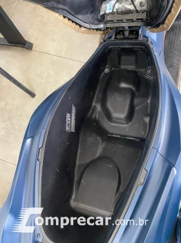PCX 160 DLX