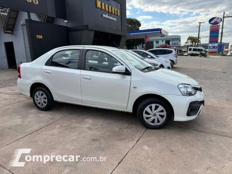 ETIOS 1.5 XS Sedan 16V