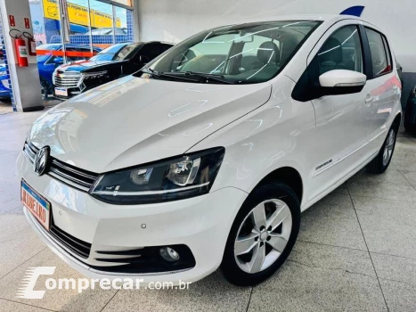 Volkswagen FOX COMFORTLINE 1.6 8V 4 portas