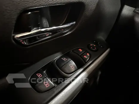 KICKS 1.6 16V FLEXSTART SV 4P XTRONIC