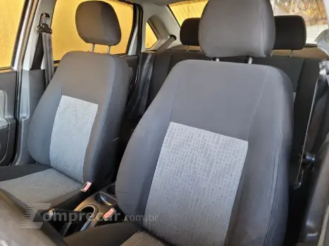 Fiesta Sed. 1.6 8V Flex 4p