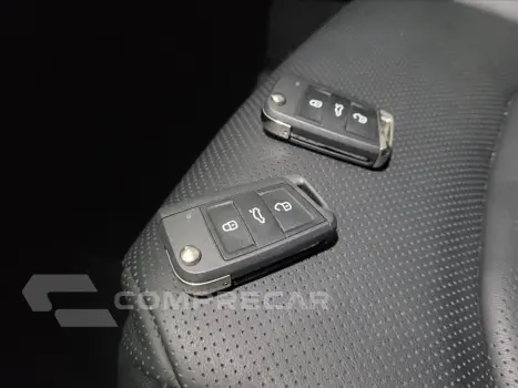 TAOS 1.4 250 TSI TOTAL FLEX HIGHLINE AUTOMÁTICO