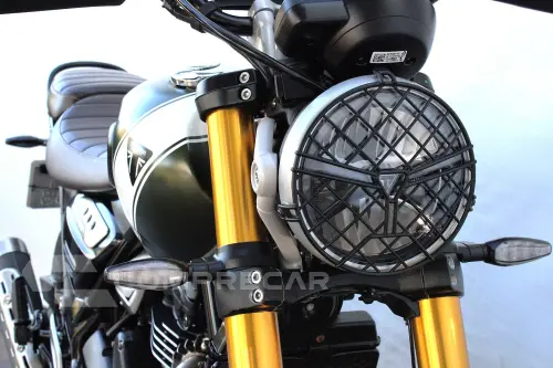 TRIUMPH SCRAMBLER 400 X