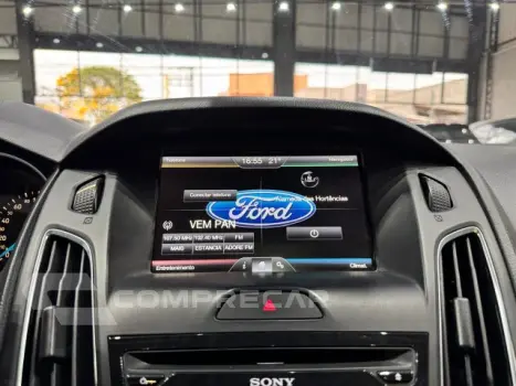 FOCUS HATCH - 2.0 TITANIUM 16V 4P POWERSHIFT