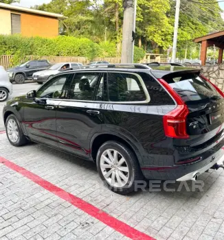 XC90 2.0 T6 Momentum AWD Geartronic