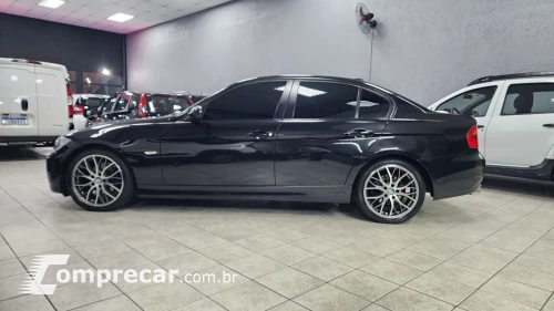320i