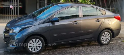 Hyundai HB20S 1.6 Comfort Plus 16V 4 portas