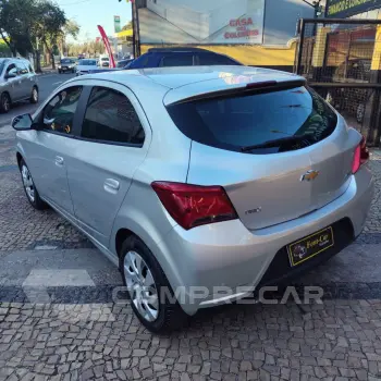 ONIX HATCH LT 1.4 8V FlexPower 5p Mec.