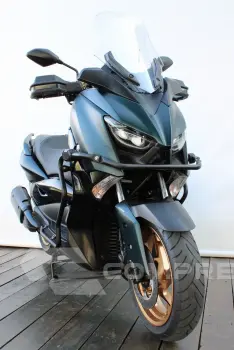 YAMAHA XMAX ABS