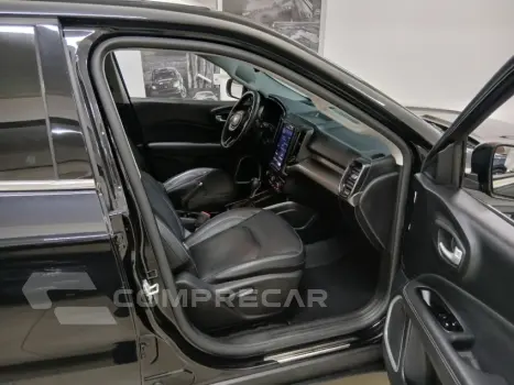 TORO 2.0 16V Turbo Volcano 4WD AT9