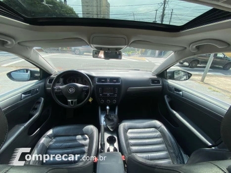 JETTA 2.0 TSI Highline 211cv