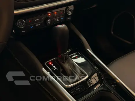 COMMANDER 1.3 T270 TURBO FLEX LONGITUDE AT6