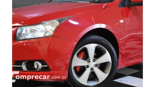 CRUZE HATCH - 1.8 LT SPORT6 16V 4P AUTOMÁTICO
