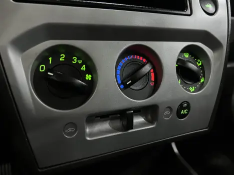 FIESTA 1.6 MPI CLASS HATCH 8V FLEX 4P MANUAL