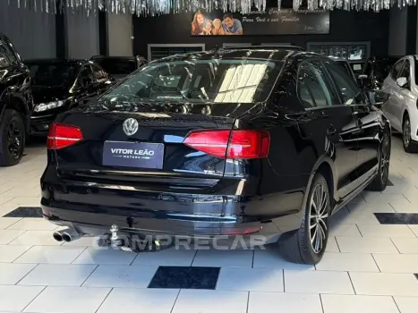JETTA 2.0 TSI HIGHLINE 211CV GASOLINA 4P TIPTRONIC