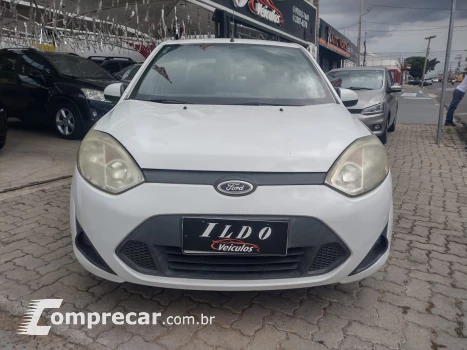 FIESTA 1.6 Rocam SE Sedan 8V