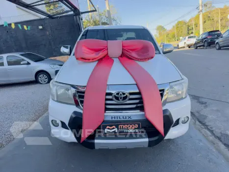 Hilux Caminhonete 2.7 16V 4P SRV FLEX 4X4  CABINE DUPLA AUTO