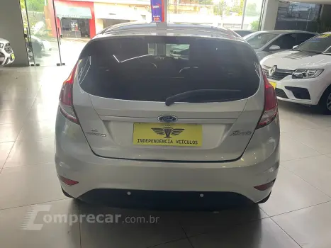 FIESTA 1.6 Titanium Hatch 16V