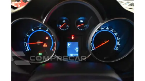 CRUZE SEDAN - 1.8 LT 16V 4P AUTOMÁTICO