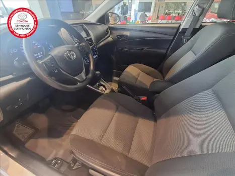 YARIS 1.5 16V FLEX SEDAN XL LIVE MULTIDRIVE