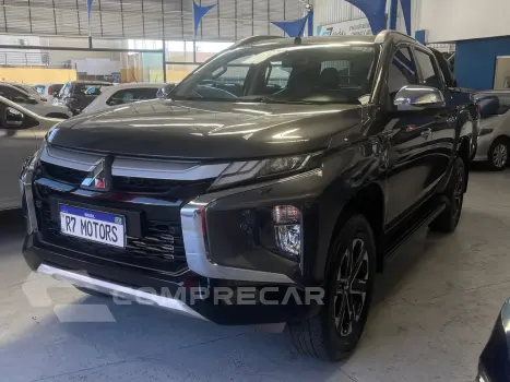 L200 TRITON 2.4 16V TURBO DIESEL SPORT HPE-S CD 4P 4X4 AUTOM