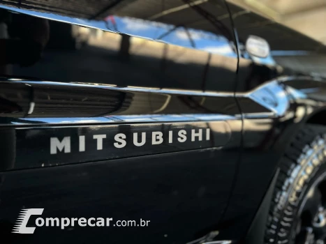 PAJERO TR4 2.0 4X4 16V 140CV FLEX 4P AUTOMÁTICO