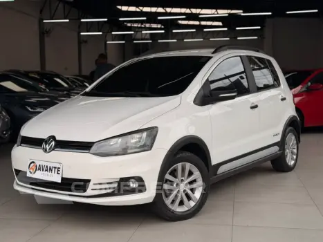 Volkswagen FOX 1.0 MPI TRACK 12V FLEX 4P MANUAL 4 portas