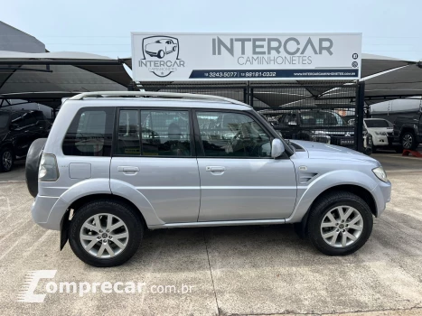 Mitsubishi PAJERO 2.0 TR4 4X4 16V 4 portas