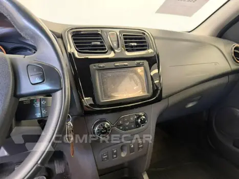SANDERO STEPWAY 1.6 16V HI-FLEX AUT.