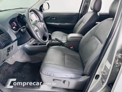 HILUX CD4X4 SRV
