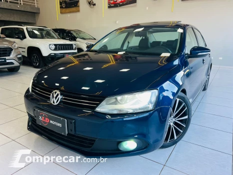 JETTA 2.0 COMFORTLINE 120CV FLEX 4P TIPTRONIC