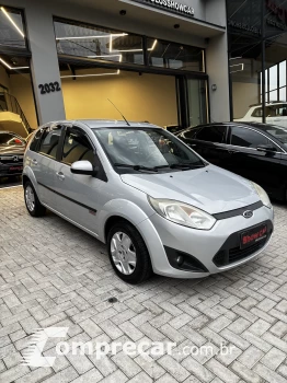 FIESTA 1.6 MPI Class Hatch 8V