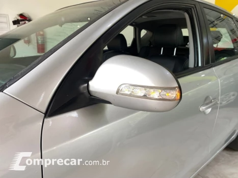 I30 2.0 MPFI GLS 16V