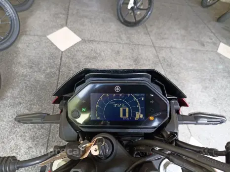 FZ25 250 FAZER CONNECTED