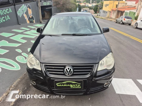 POLO 1.6 SEDAN CONFOTILINE