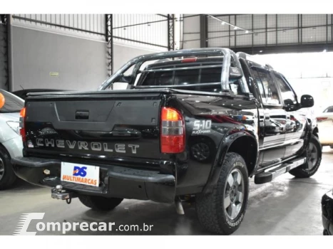 S10 - 2.4 MPFI EXECUTIVE 4X2 CD 8V 4P MANUAL