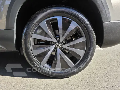 TAOS 1.4 250 TSI Highline