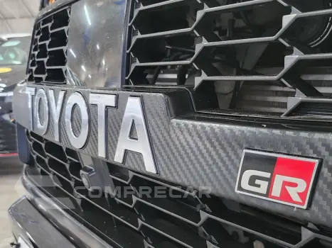 HILUX 2.8 D-4D TURBO DIESEL CD SRX LIMITED 4X4 AUTOMÁTICO