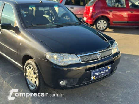 Siena 1.8 4P HLX FLEX