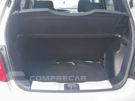 LIVINA 1.6 S 16V