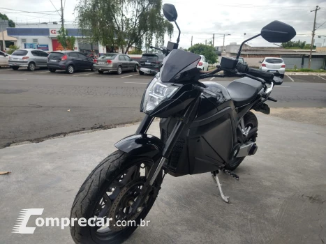 Evs 3000 W