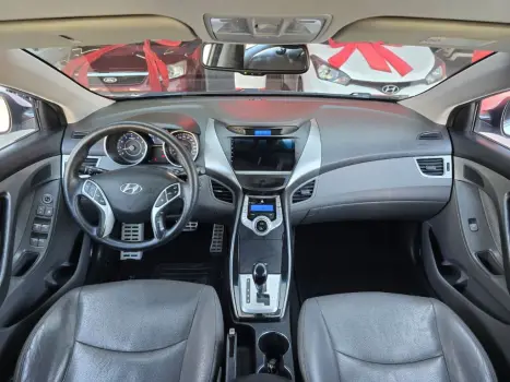 Elantra GLS 1.8 16V Aut.
