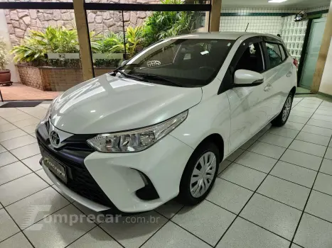 Toyota Yaris Hatch 1.5 16V 4P FLEX XL MULTIDRIVE AUTOMÁTICO CVT 4 portas
