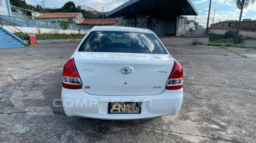 ETIOS 1.5 XS Sedan 16V
