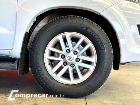 HILUX SW4 3.0 SRV 4X4 16V TURBO INTERCOOLER DIESEL 4P AUTOMÁ