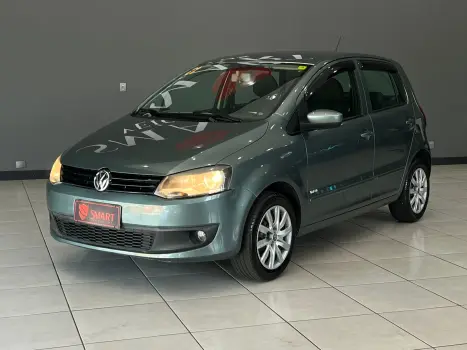 Volkswagen Fox 1.0 8V (Flex) 2p 4 portas