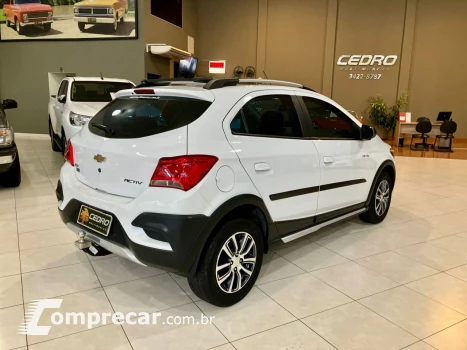 Onix Hatch 1.4 4P FLEX ACTIVE